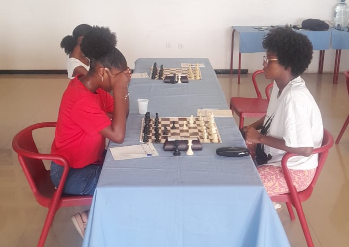 Jacira (Brancas) vs Akiane